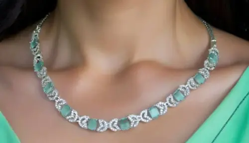 jewellery-ad-necklace-featured-image-01